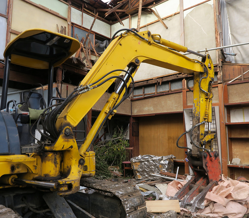 建て替えのために行う解体工事イメージ